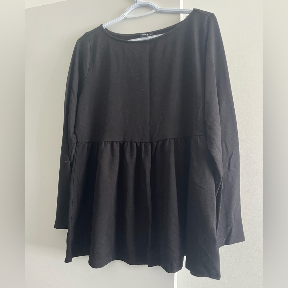 Long sleeve peplum torrid black shirt